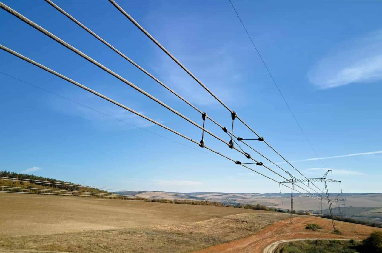 Overhead to Underground Power-Line Installation | HNM